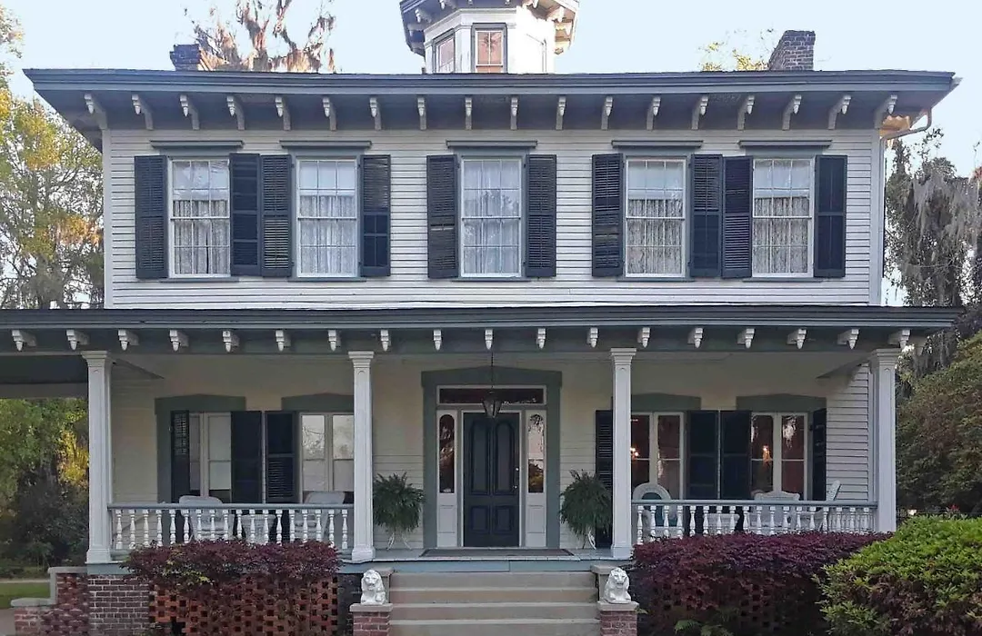 1872 Denham Inn-1